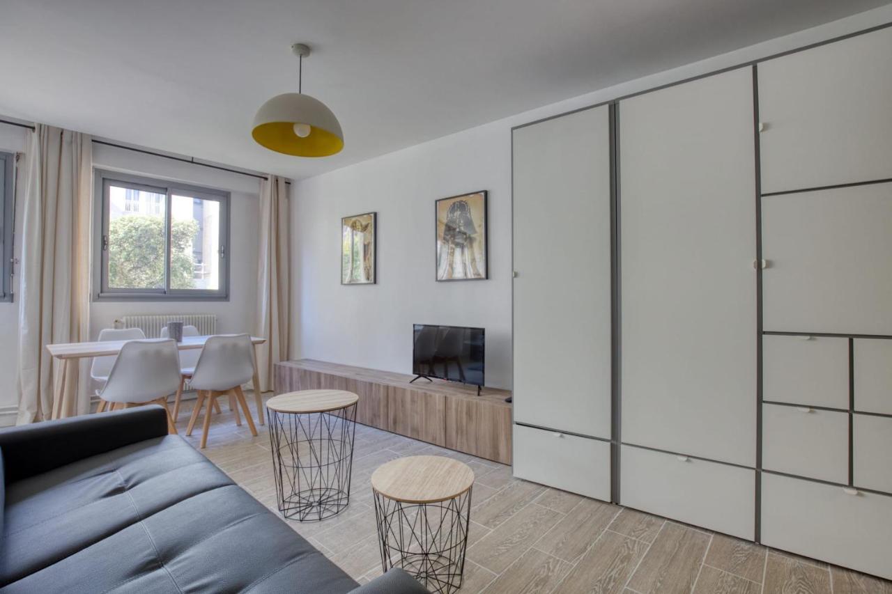 Charming Apartment In The Heart Of The 19Th Paris Exterior foto